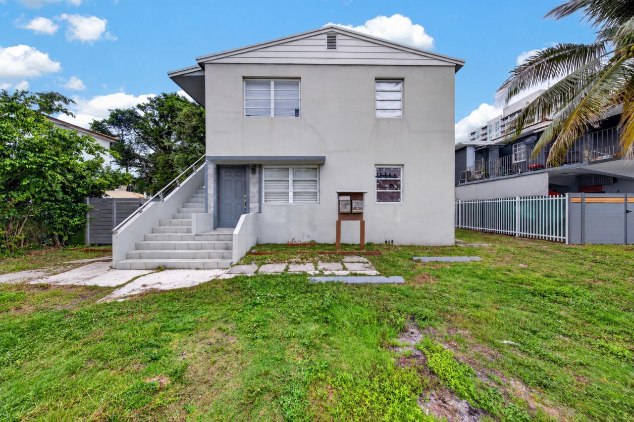 3711 SW 27th Terrace, Miami, FL 33188 Photo