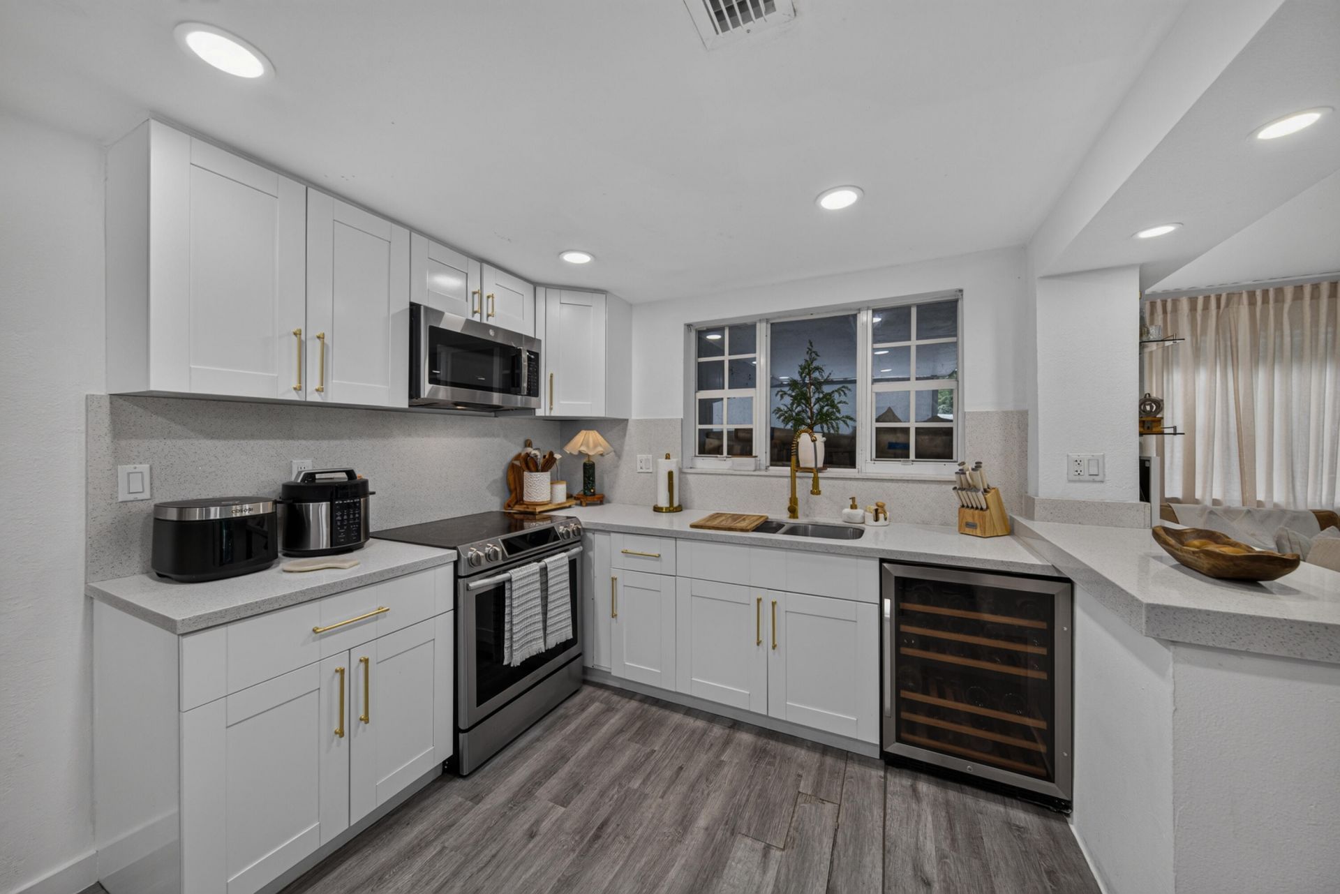 3711 SW 27th Terrace, Miami, FL 33188 Photo