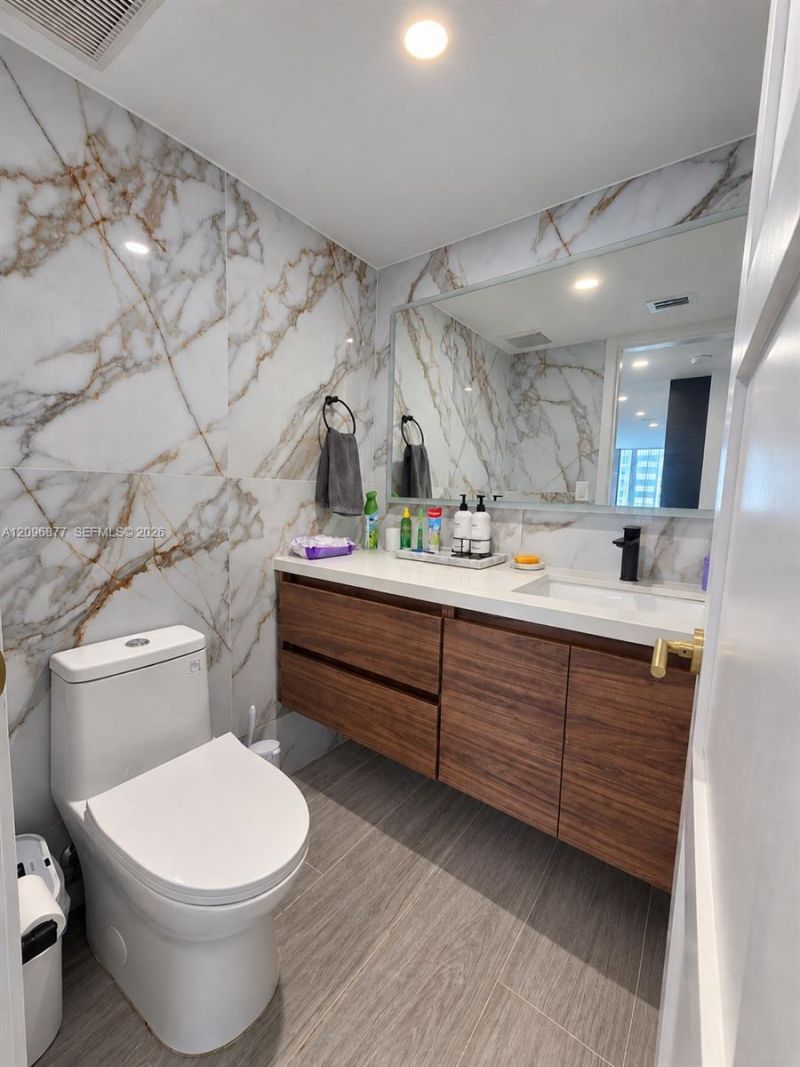 2655 Collins Ave, Unit 503, Miami Beach, FL 33140 Photo