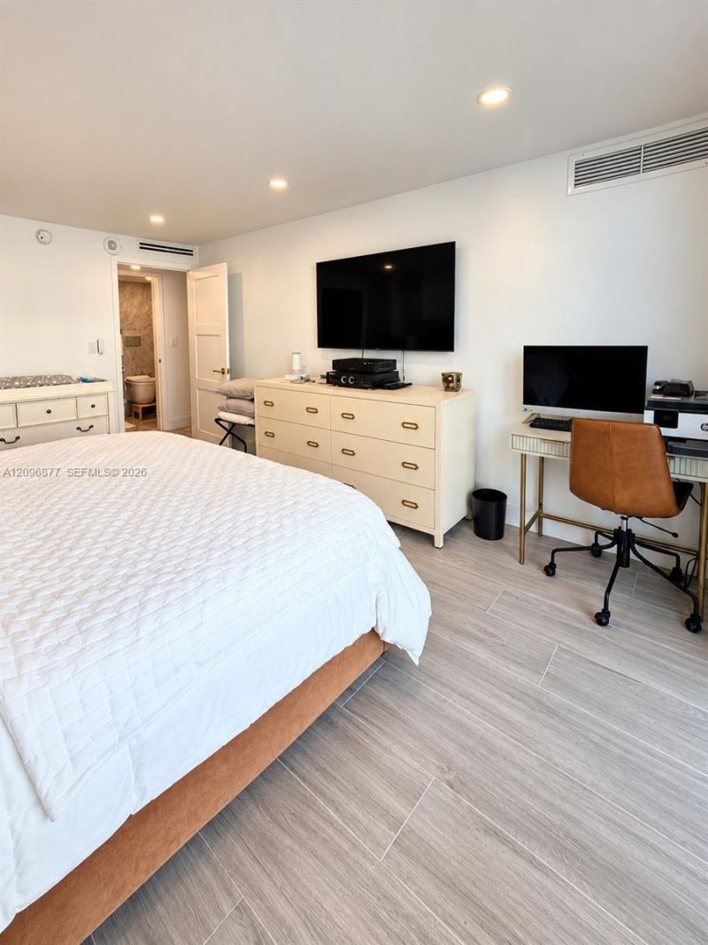 2655 Collins Ave, Unit 503, Miami Beach, FL 33140 Photo