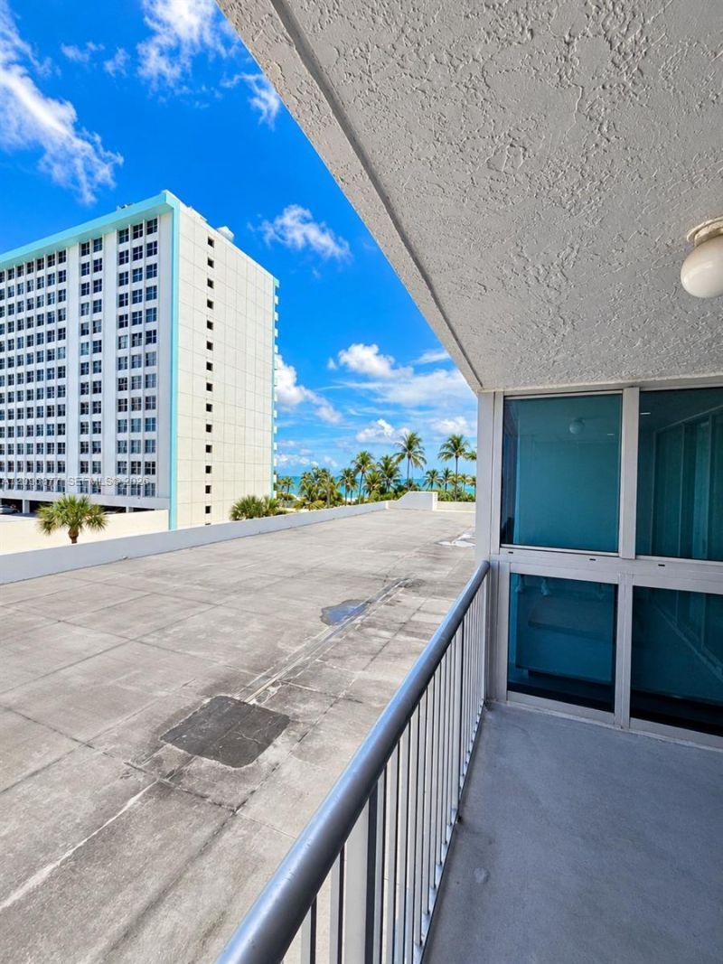 2655 Collins Ave, Unit 503, Miami Beach, FL 33140 Photo