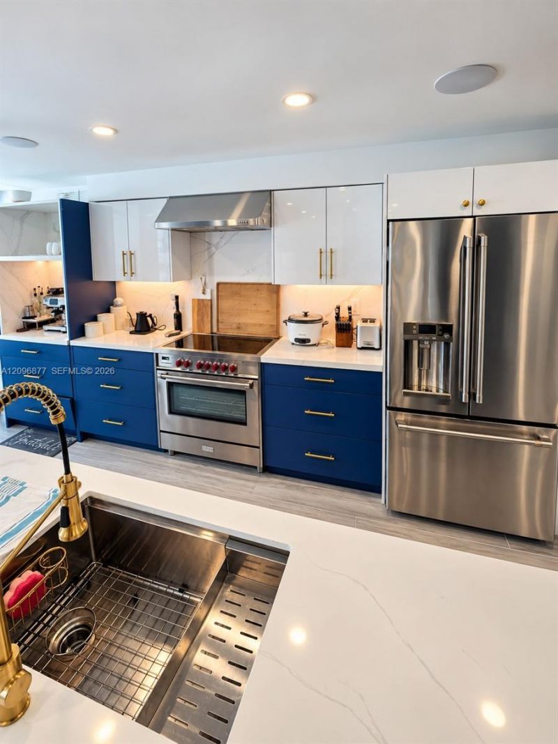 2655 Collins Ave, Unit 503, Miami Beach, FL 33140 Photo