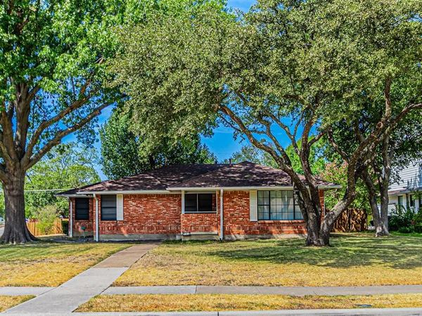 216 S Lois Lane, Richardson, TX 75081