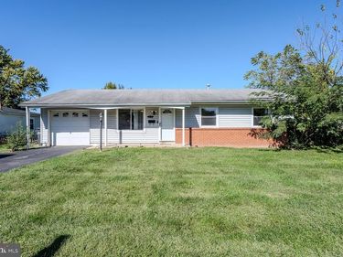 125 N ASPEN AVENUE, STERLING, VA 20164