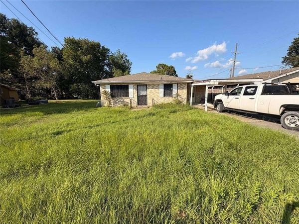 303 CAROL Street , Thibodaux, LA 70301