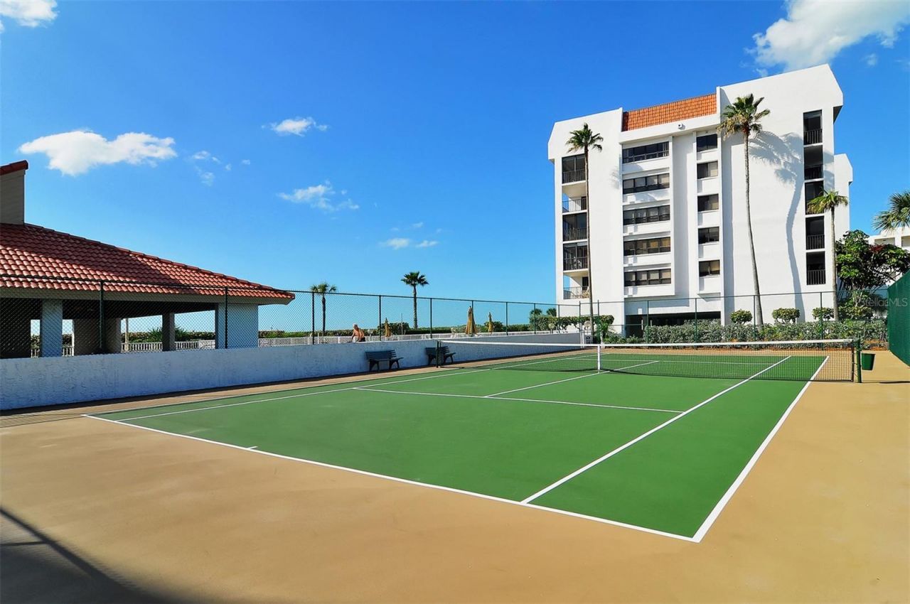 4525 Gulf Of Mexico Drive, Unit 204, Longboat Key, FL 34228 Photo