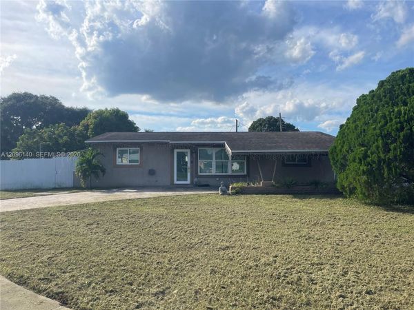 530 N 66th Ter , Hollywood, FL 33024