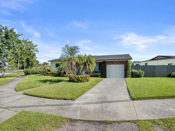 9105 Little River Dr , Miami, FL 33147