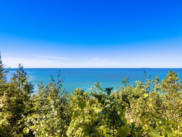 12281 Island View Drive N, Northport, MI 49670