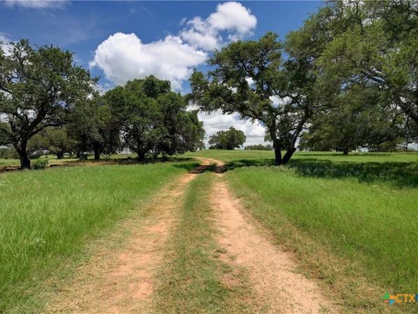 2901 Mule Creek Road, Harwood, TX 78632