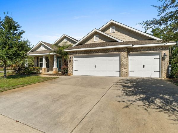 402 Sweet Tea Lane, Freeport, FL 32439