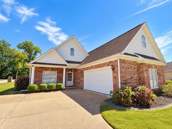 268 Silver Tree, Tupelo, MS 38801