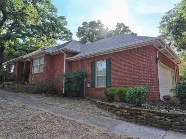 53 W Shore Drive, Arcadia, OK 73007