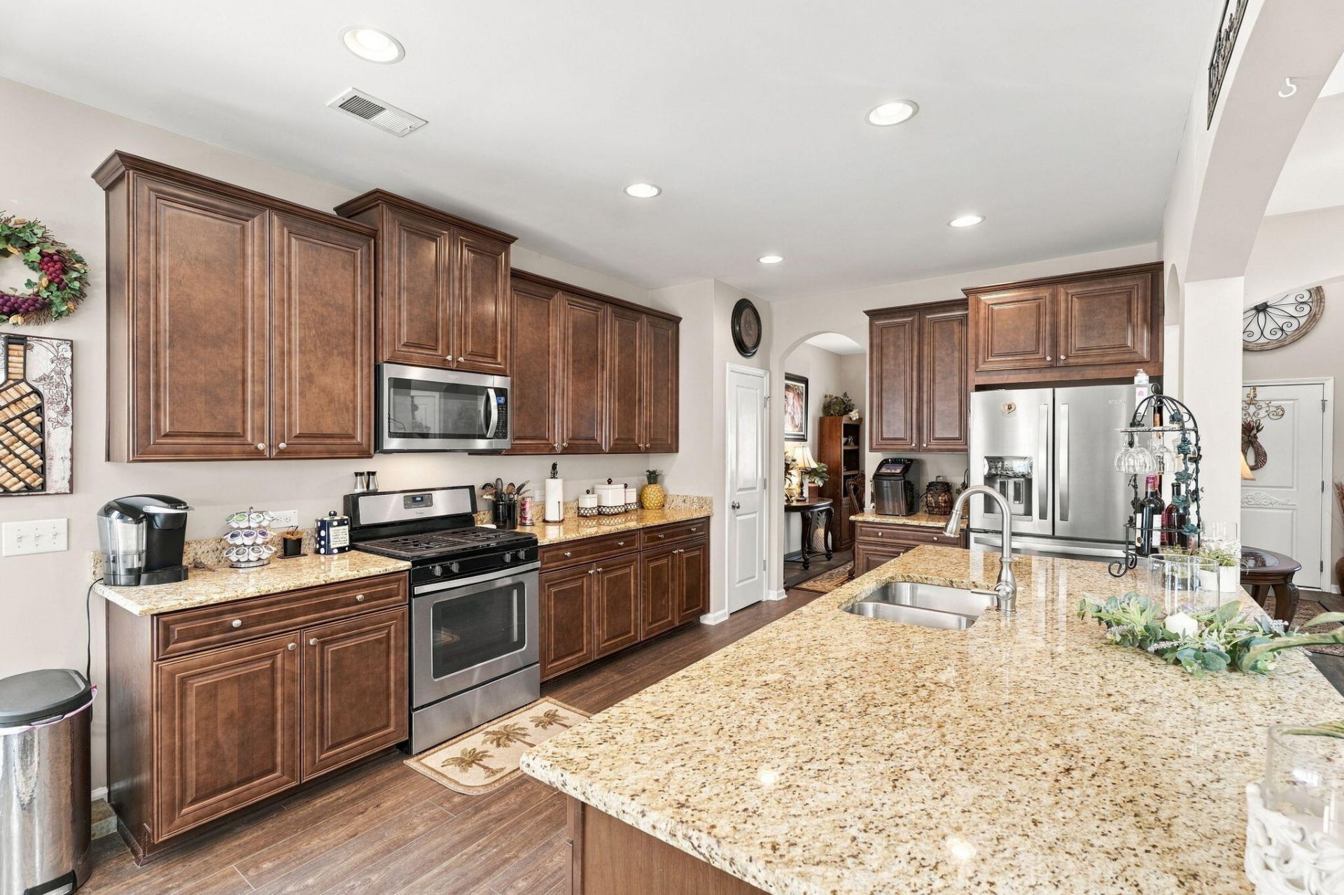 560 Mountain Laurel Circle Photo 13
