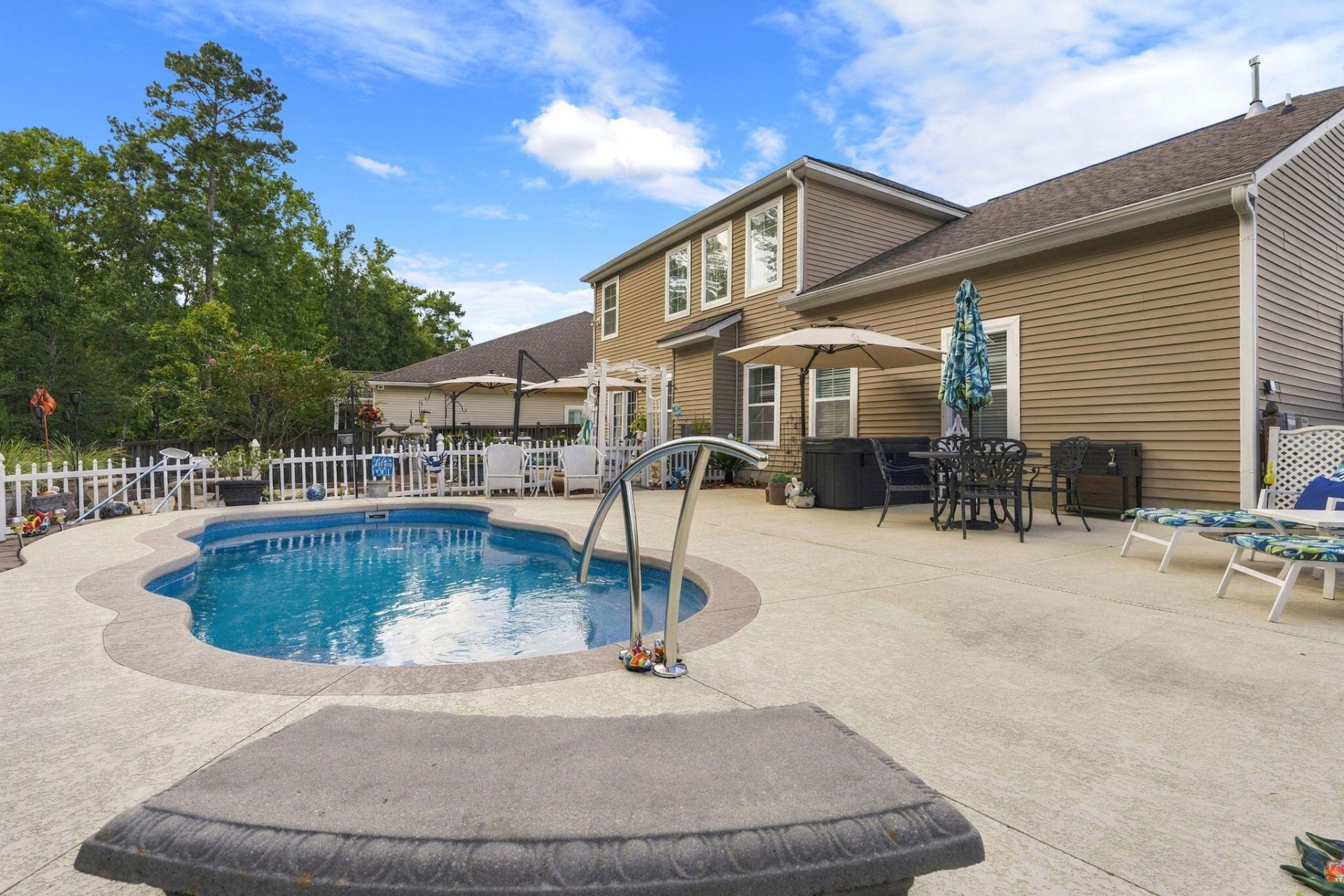560 Mountain Laurel Circle Photo 42