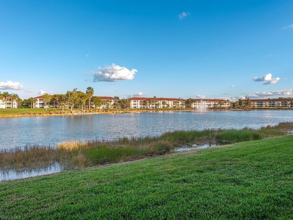 2840 Cypress Trace Cir , Unit 1917, Naples, FL 34119 Photo