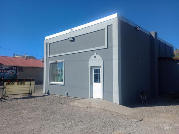 296 Main St, Castleford, ID 83321