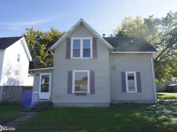 1334 2Nd Street, Webster City, IA 50595