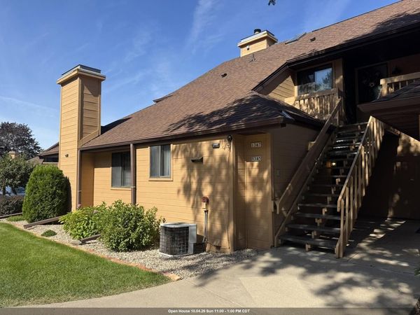 1345 W 18TH AVENUE, Oshkosh, WI 54902