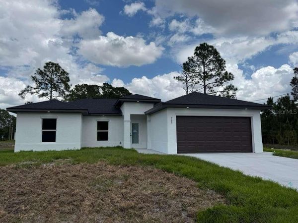 LEHIGH ACRES, FL 33974