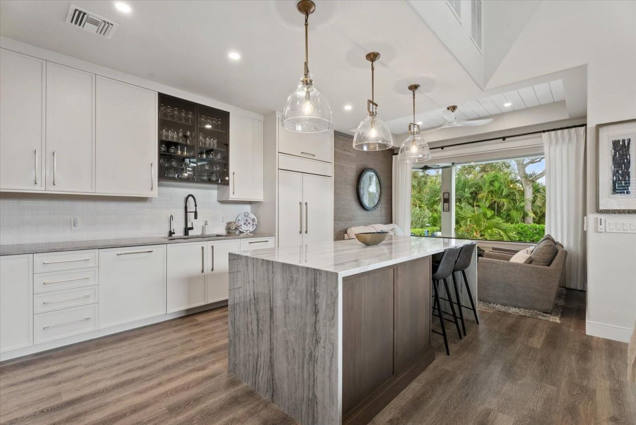 5307 Avenida Del Mare, Sarasota, FL 34242 Photo