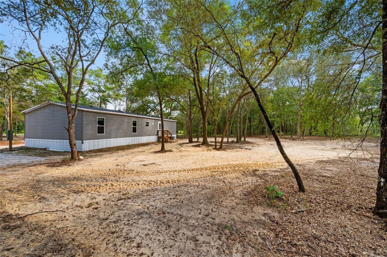 8050 NE 102nd Court, Bronson, FL 32621 Photo