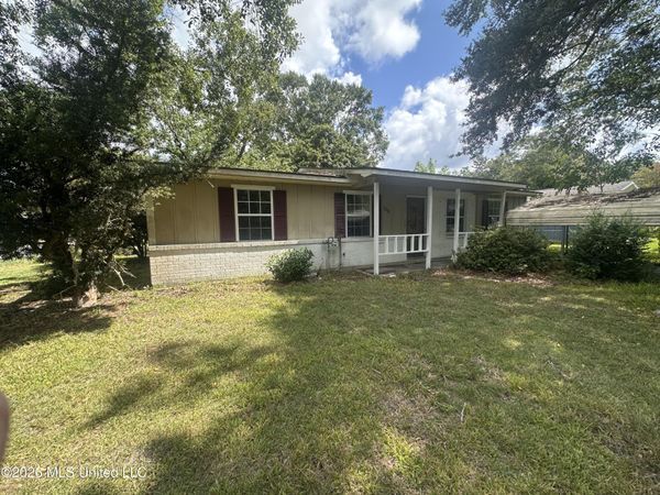 4603 New Hope Avenue, Pascagoula, MS 39581