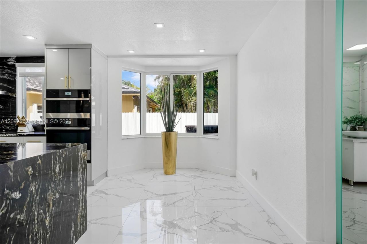 15123 NW 87th Pl , Miami Lakes, FL 33018 Photo