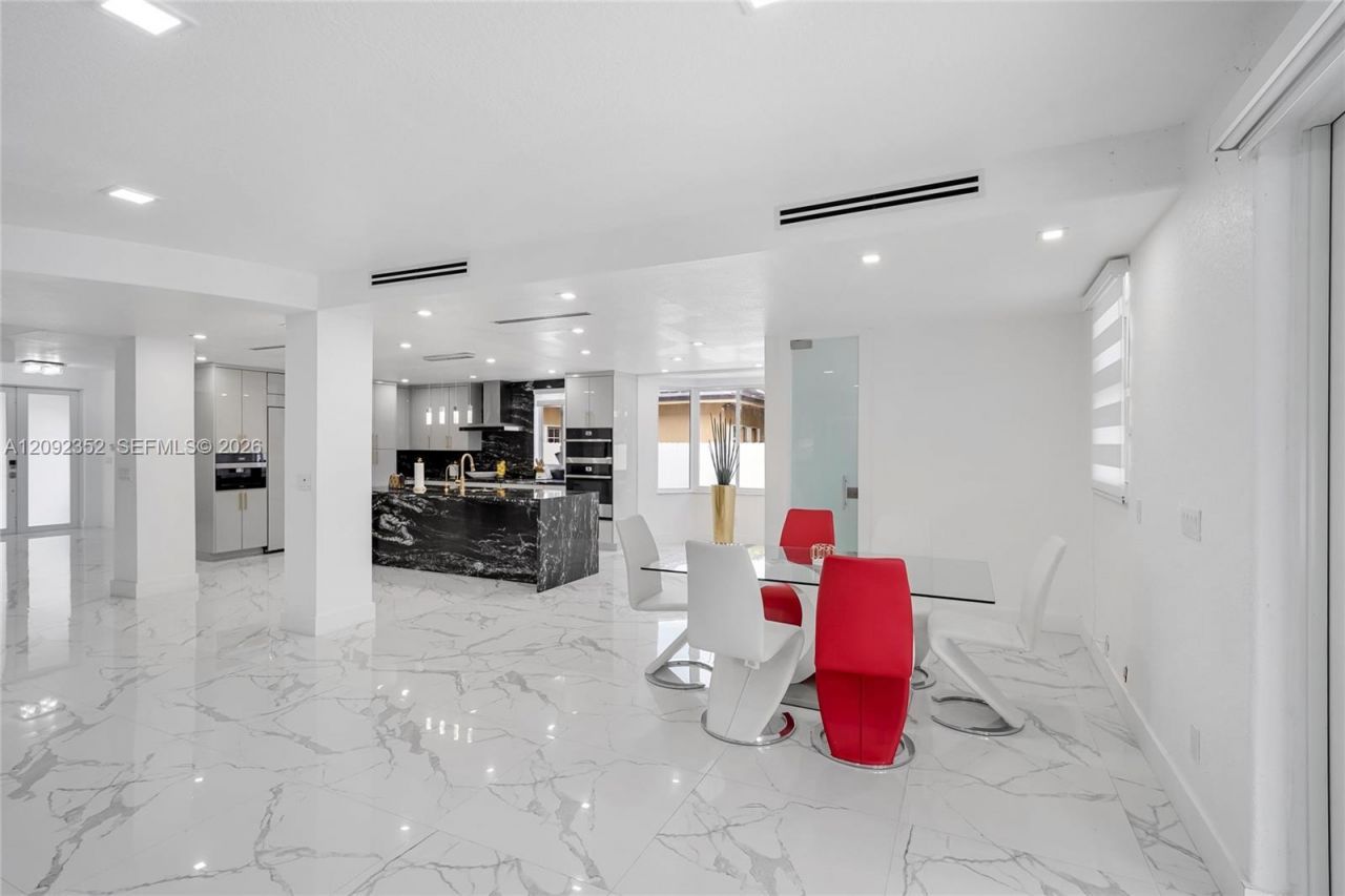 15123 NW 87th Pl , Miami Lakes, FL 33018 Photo