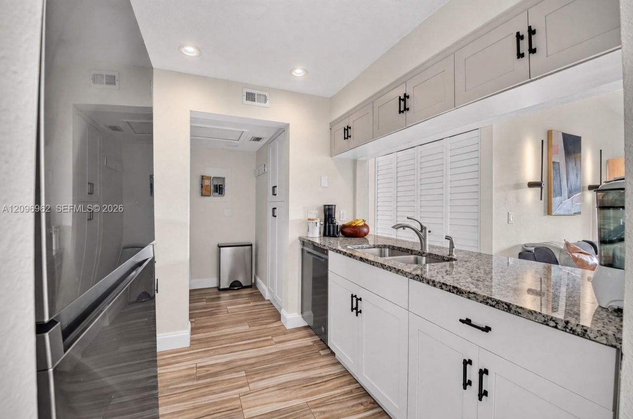 13771 Oneida Dr , Unit B3, Delray Beach, FL 33446 Photo