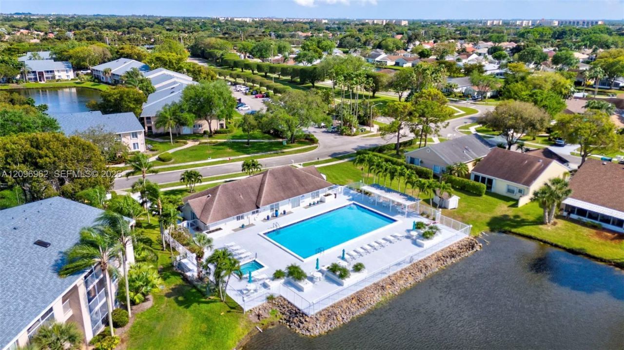 13771 Oneida Dr , Unit B3, Delray Beach, FL 33446 Photo