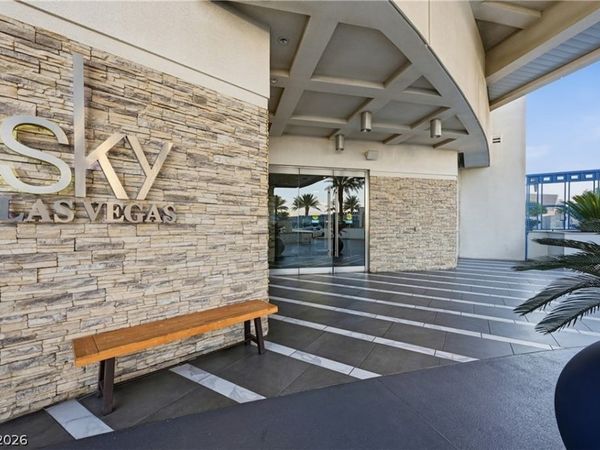 2700 Las Vegas Boulevard , Unit 707, Las Vegas, NV 89109
