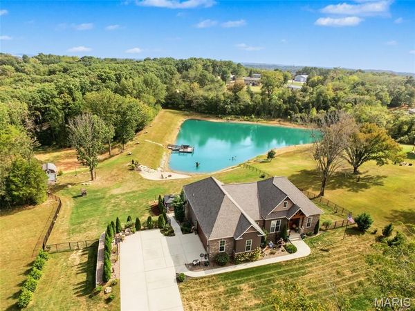 2840 Nicole Lane, Festus, MO 63028