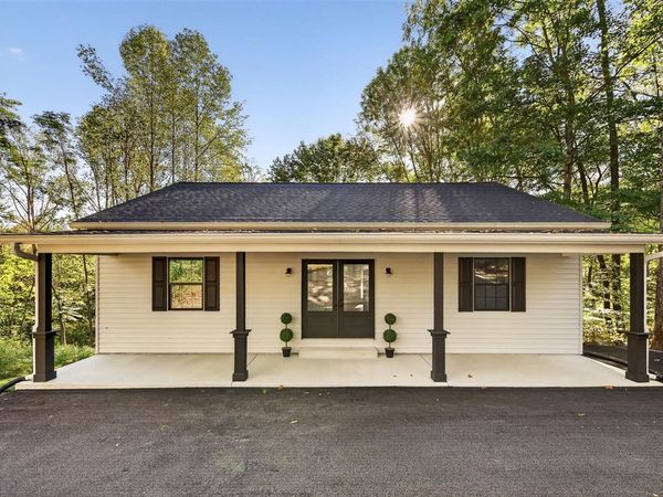 573 Smallmouth Street, Scottsville, KY 42164