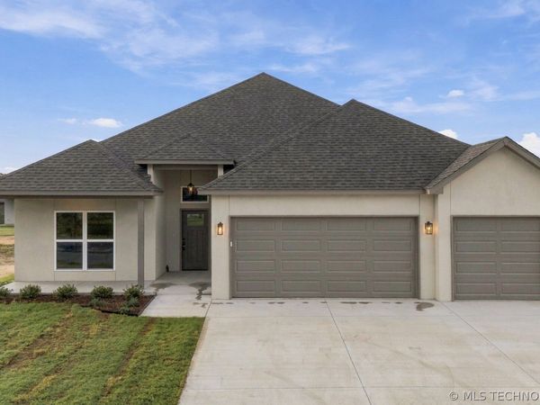 10400 E 131st Place S, Bixby, OK 74008