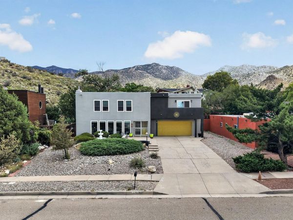 1124 Turner Drive NE, Albuquerque, NM 87123