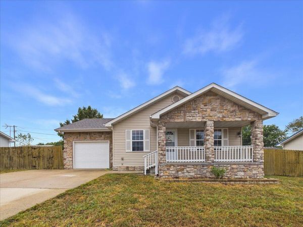 715 S Chestnut Street , Buffalo, MO 65622