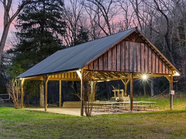 1392 Peace In Valley Road, Blue Eye, MO 65611