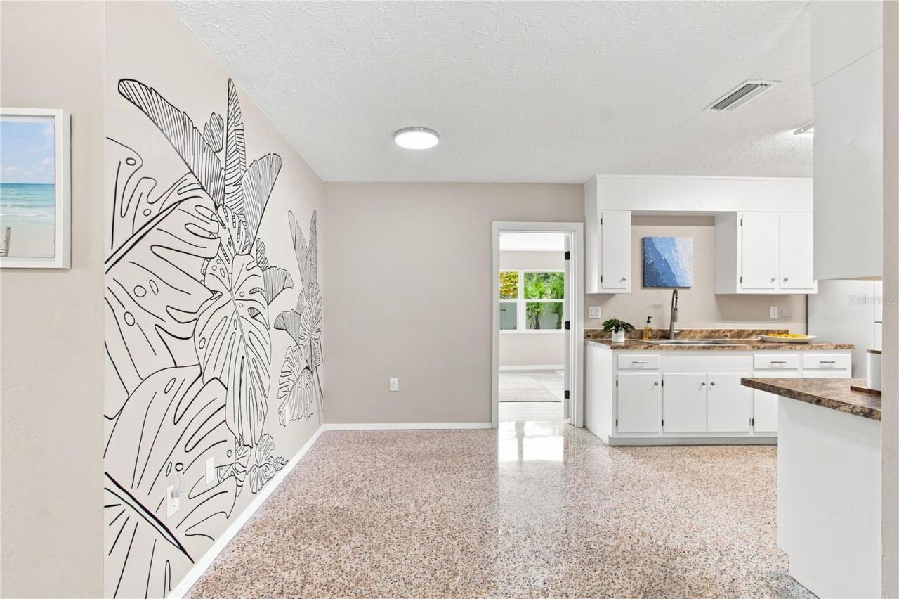 6203 Rodgers Avenue, Sarasota, FL 34231 Photo