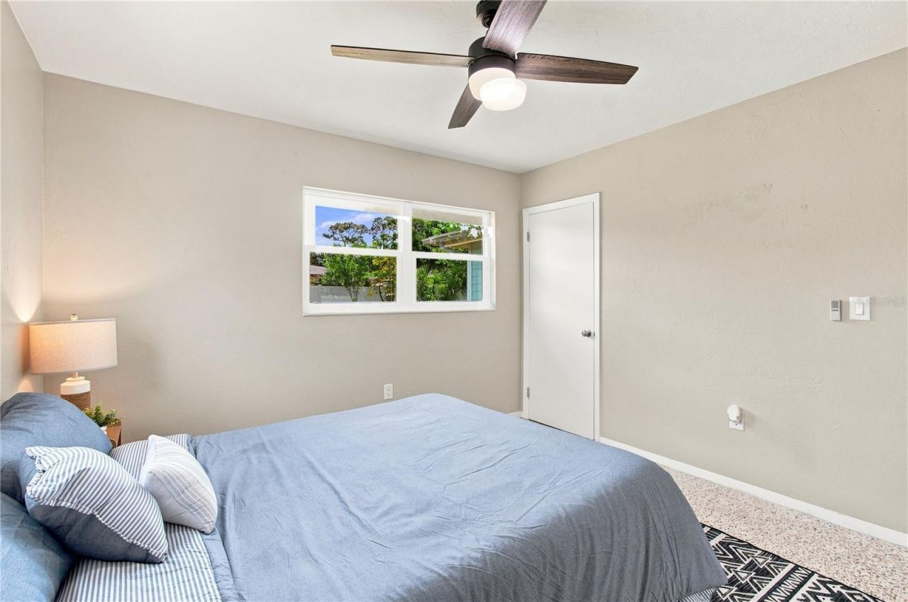 6203 Rodgers Avenue, Sarasota, FL 34231 Photo