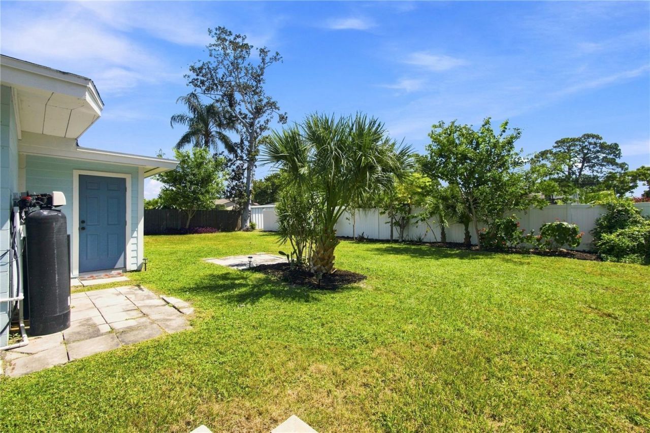 6203 Rodgers Avenue, Sarasota, FL 34231 Photo