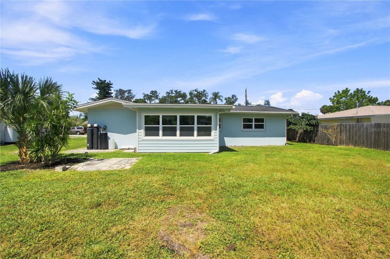 6203 Rodgers Avenue, Sarasota, FL 34231 Photo