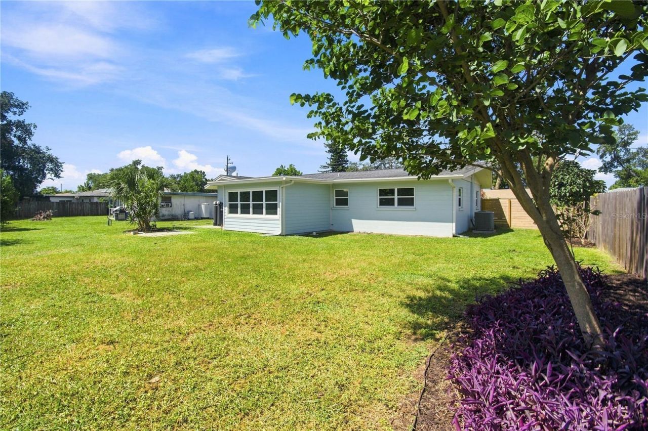 6203 Rodgers Avenue, Sarasota, FL 34231 Photo