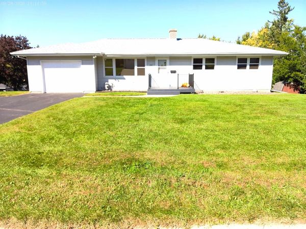 202 SUNSET Drive, Deforest, WI 53532