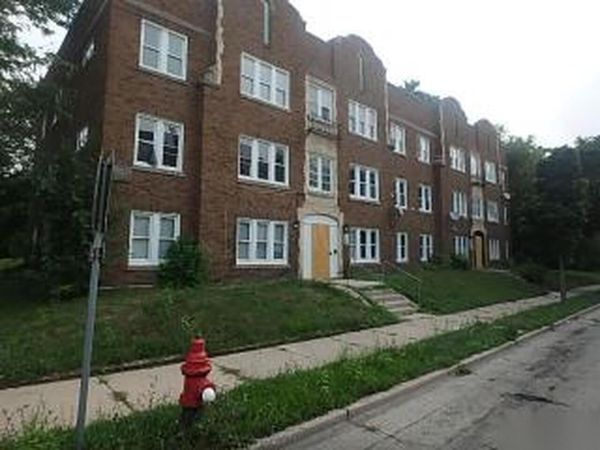928 W Meinecke AVENUE, Unit 936, Milwaukee, WI 53206