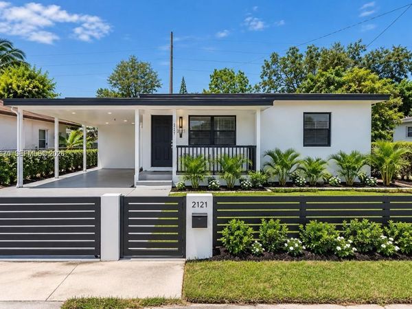 2121 NW 86th Ter , Miami, FL 33147