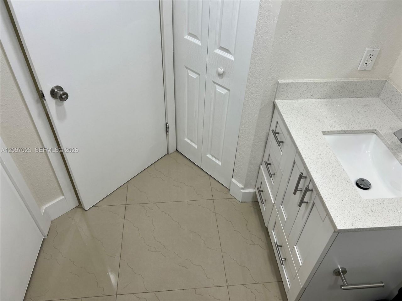 9215 SW 141st Pl , Unit 9215, Miami, FL 33186 Photo