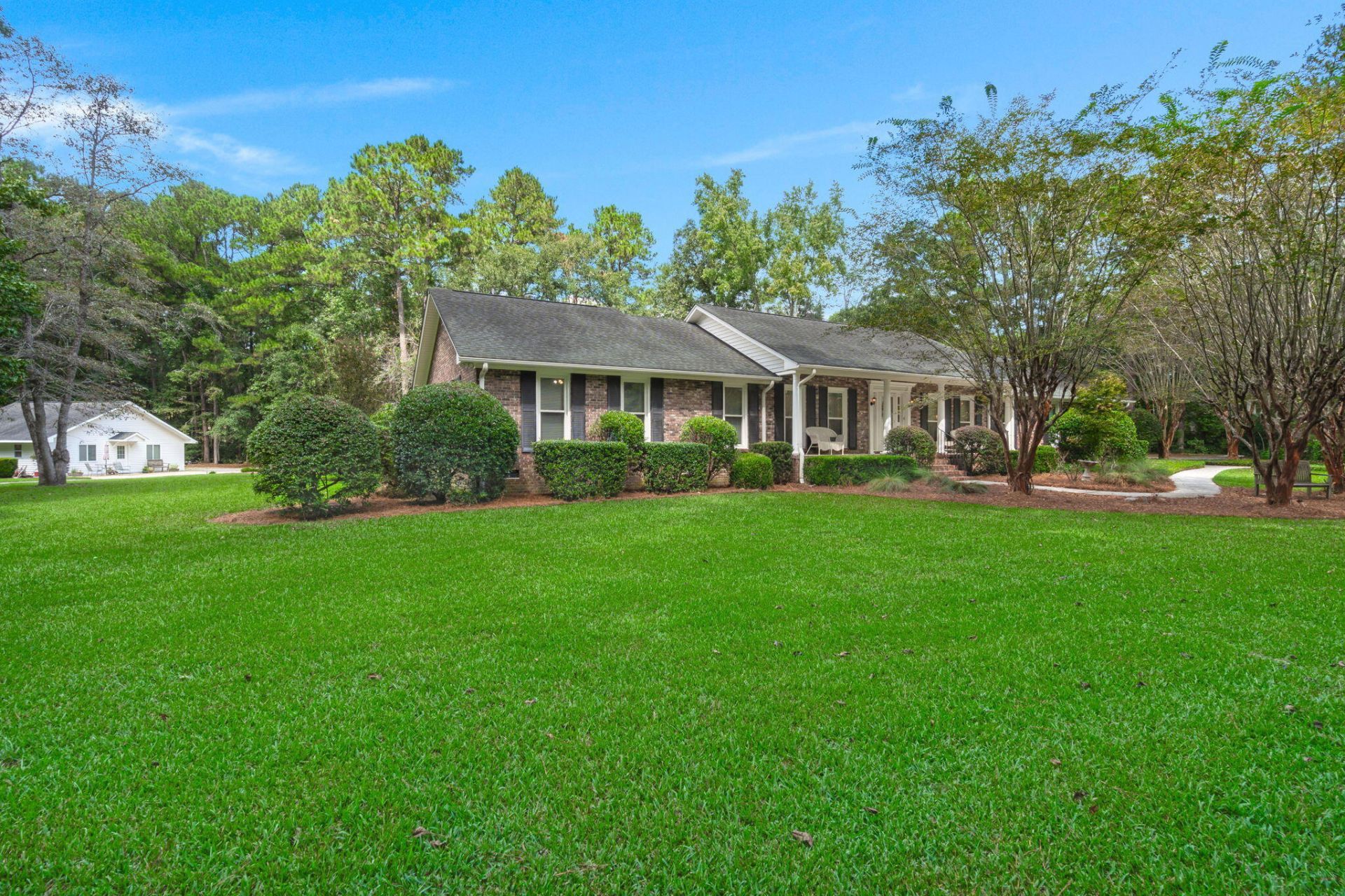 102 Caveson Drive Photo 10