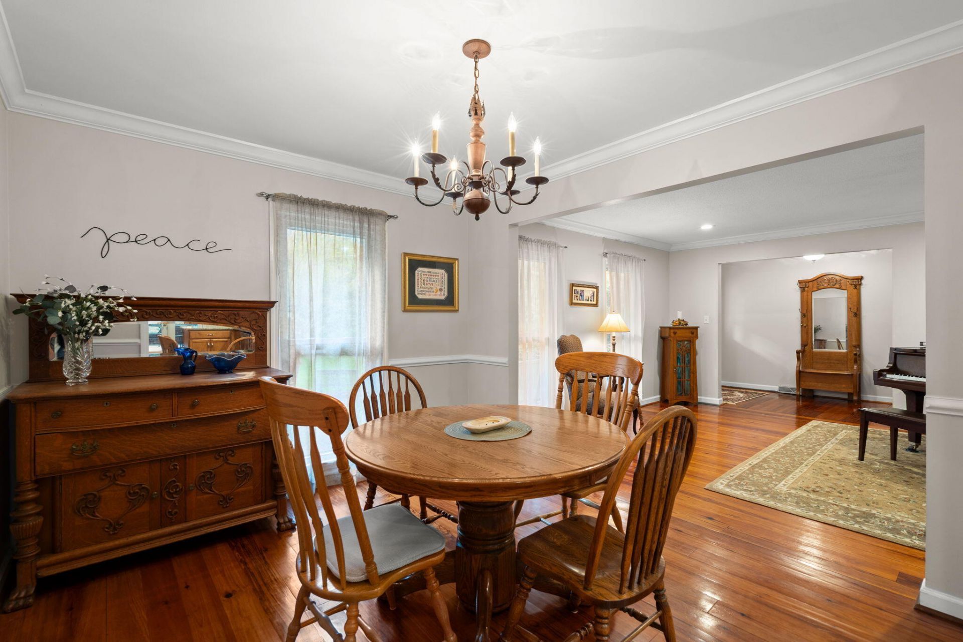 102 Caveson Drive Photo 15