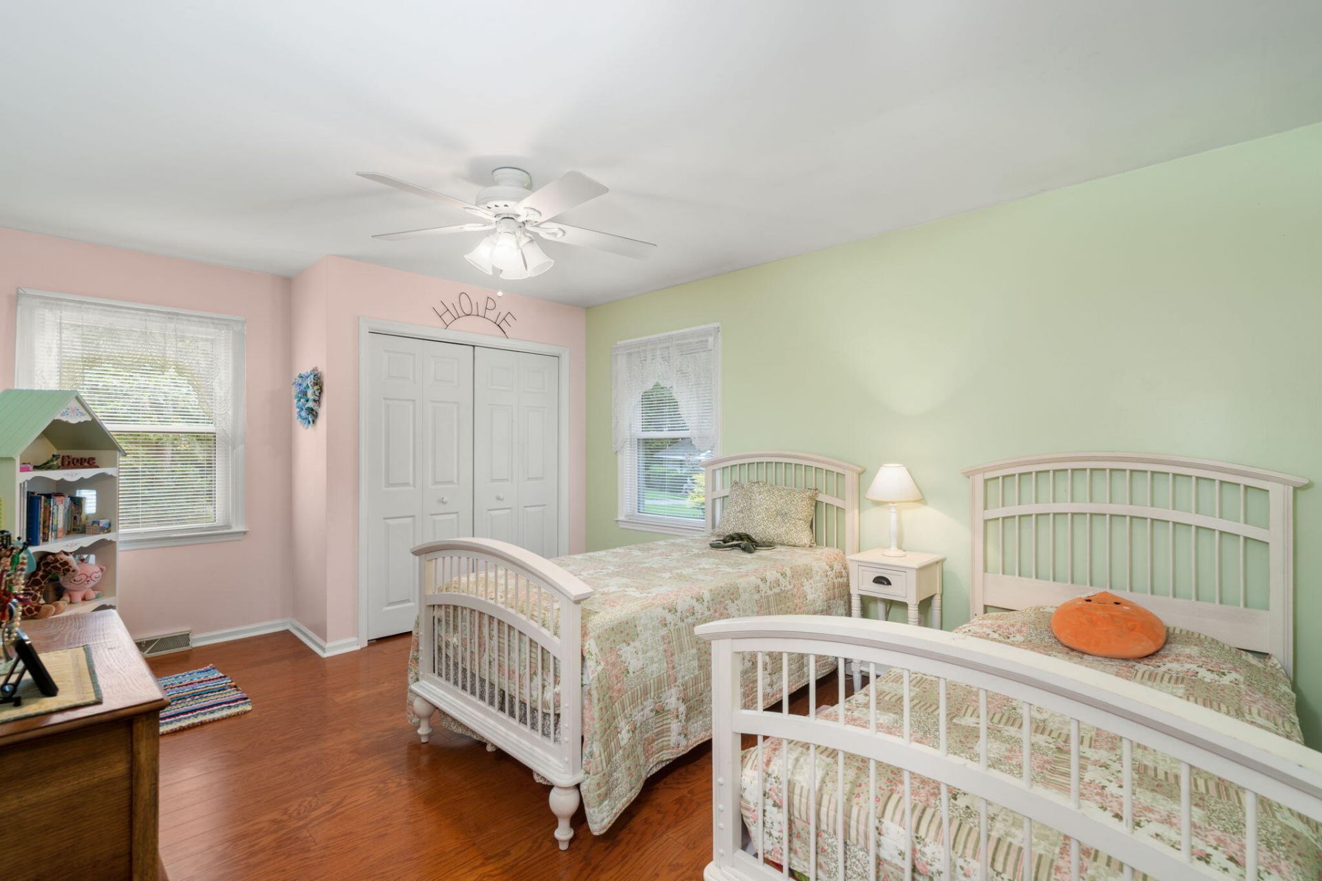 102 Caveson Drive Photo 29